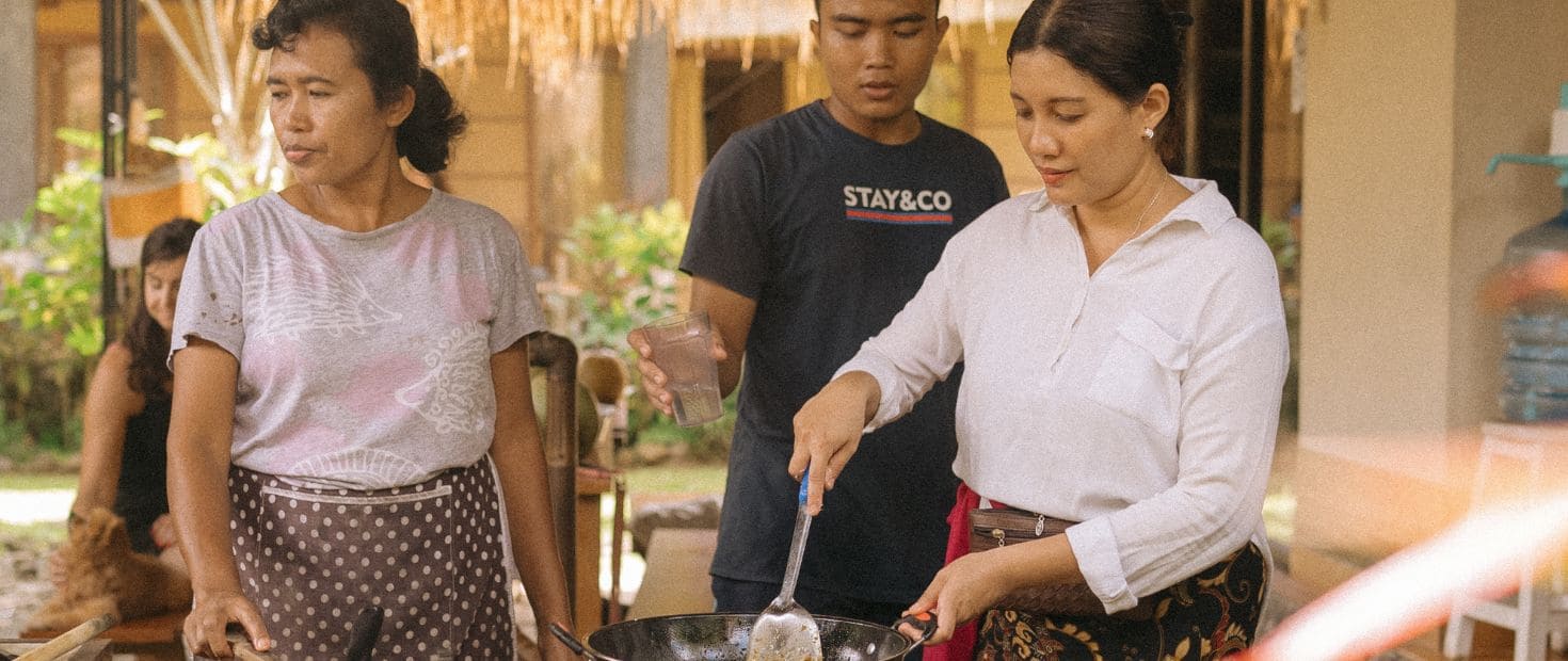 Repas partagé avec une famille locale en Asie - voyage authentique - 8 in Asia