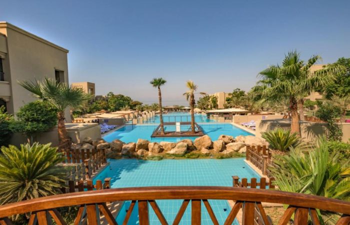 Holiday Inn Dead Sea - hôtel 5 étoiles avec plage sur la Mer Morte, Jordanie