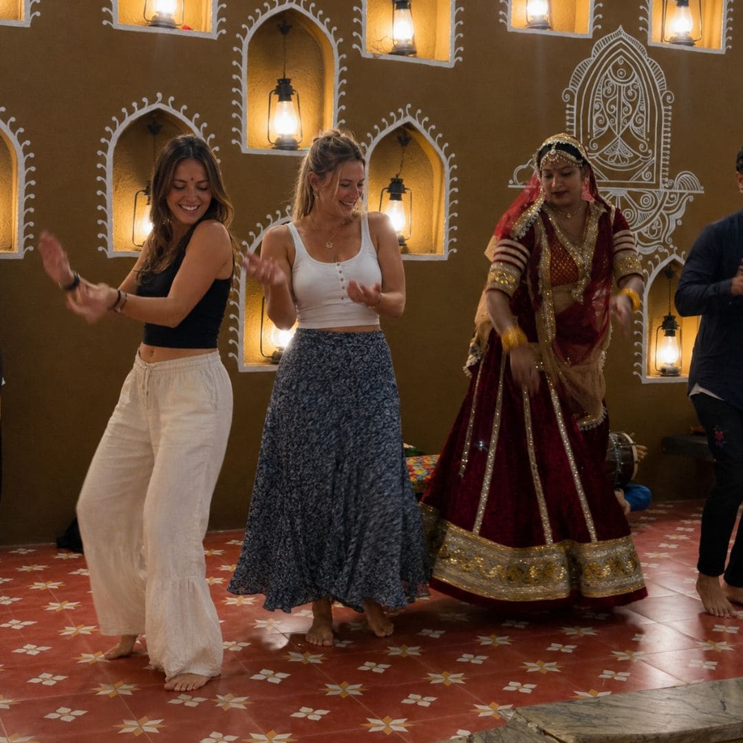 Route vers Jaipur - palais du Maharaja, déjeuner et cours de cuisine en famille locale